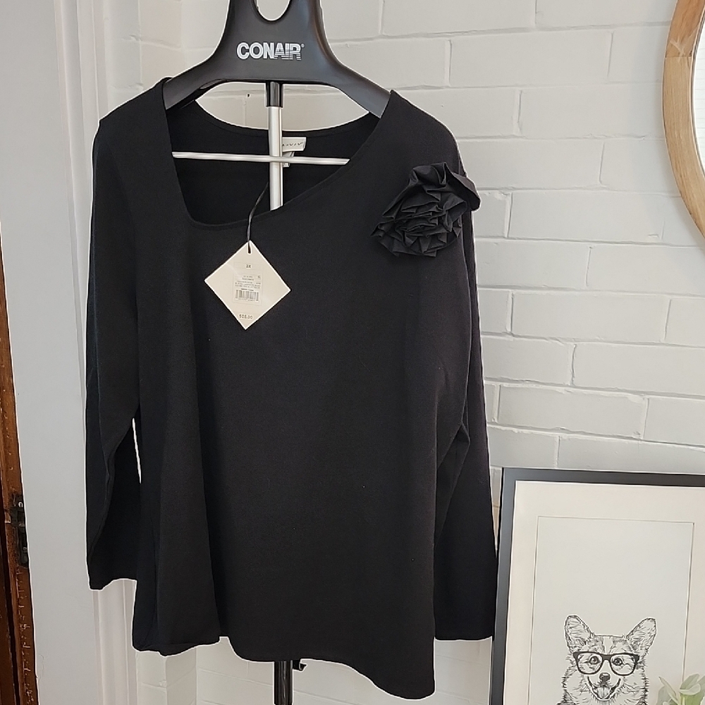 Ava & Viv Black Top, 3x